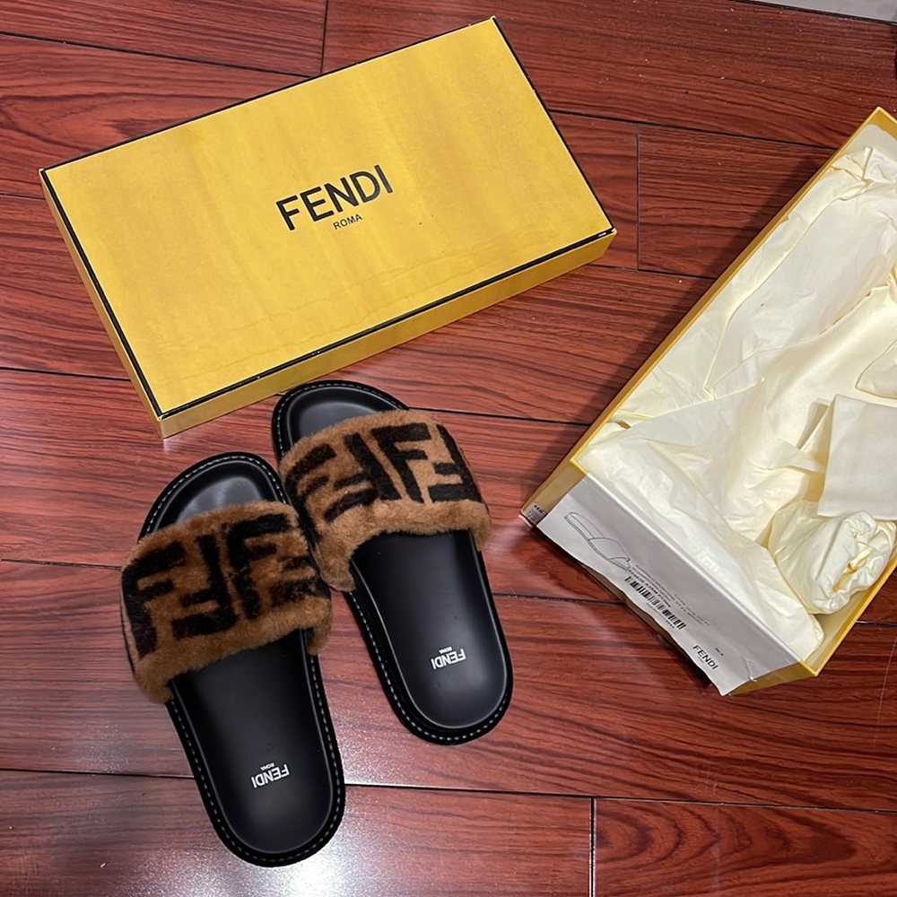 Authentic Fendi Fur Pool Slide